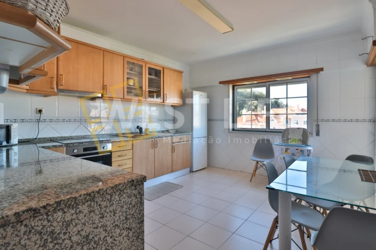 Apartamento T3 para Venda em Malveira e São Miguel de Alcainça Foto 6