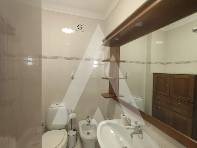 Moradia T4 para Venda em Guarda Foto 23