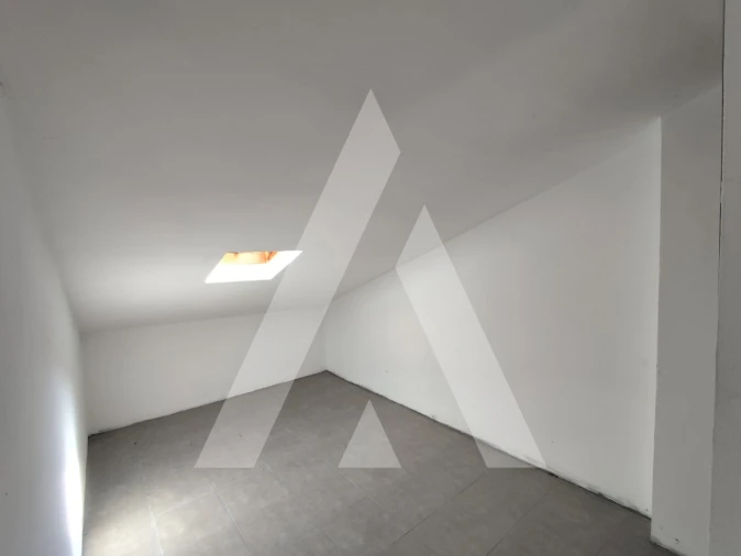 Moradia T4 para Venda em Guarda Foto 27