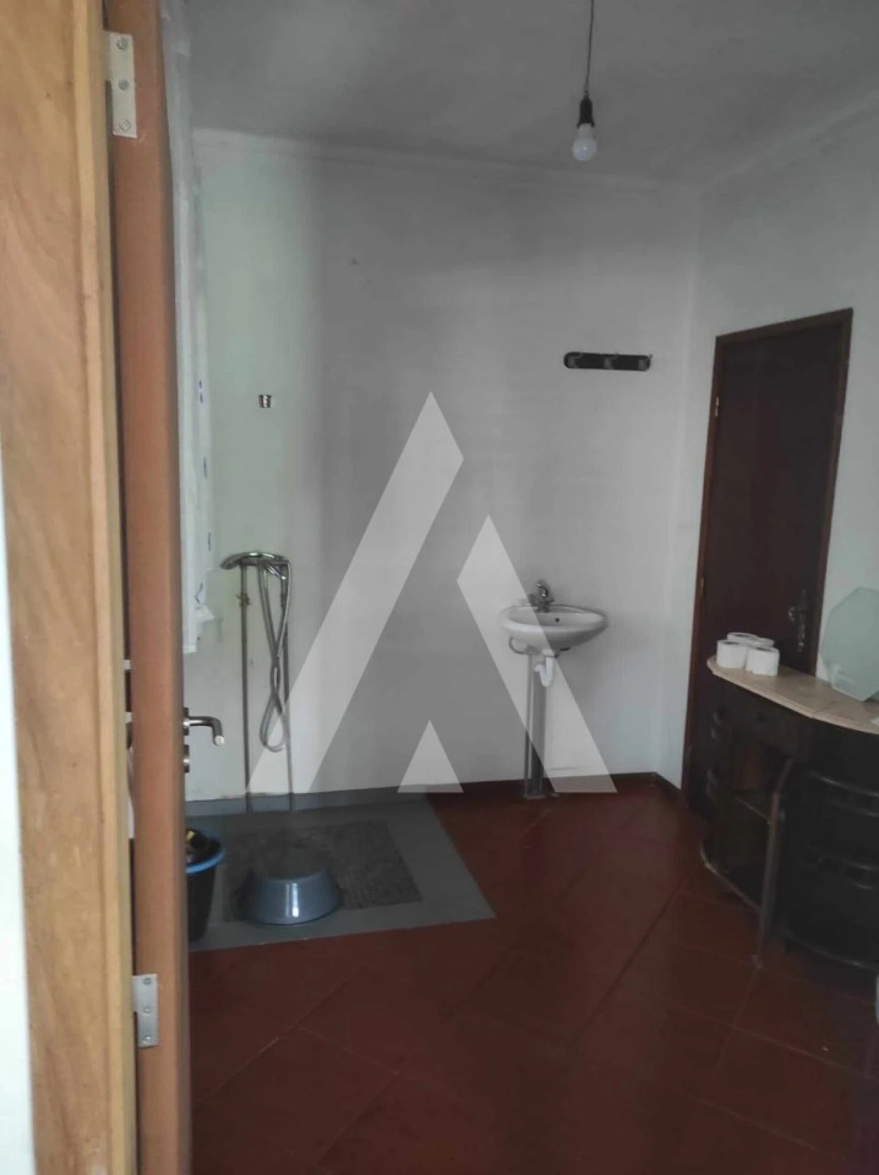 Moradia T2 para Venda em Vitorino das Donas Foto 9