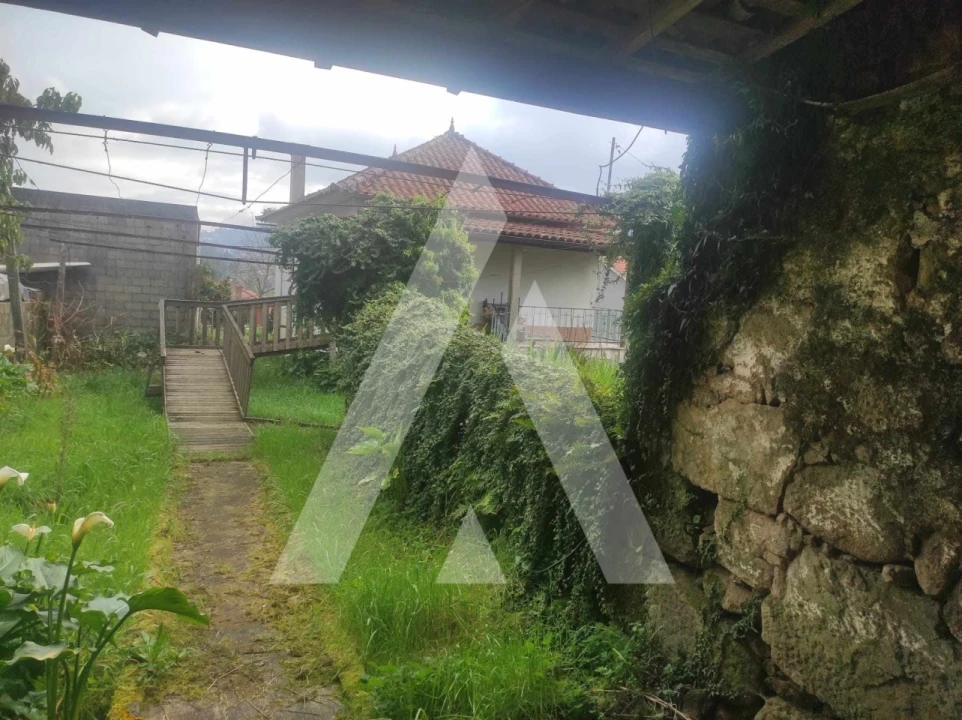 Moradia T2 para Venda em Vitorino das Donas Foto 19