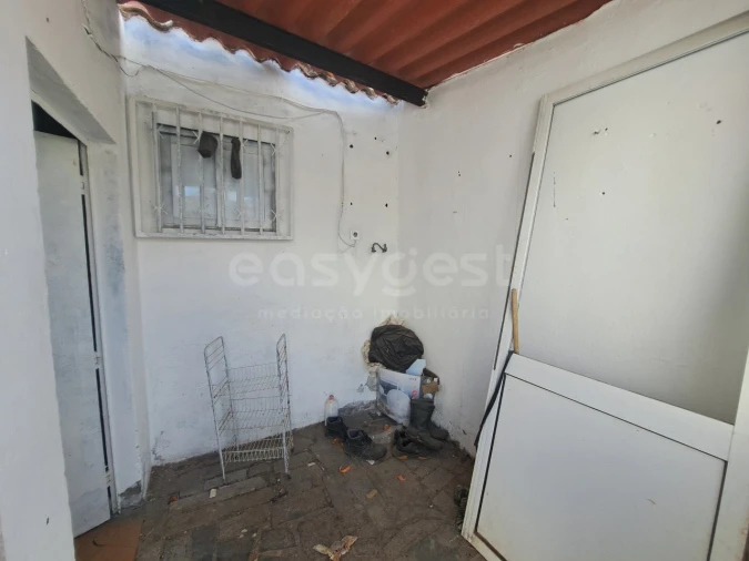 Moradia T3 para Venda em Salvada e Quintos Foto 19