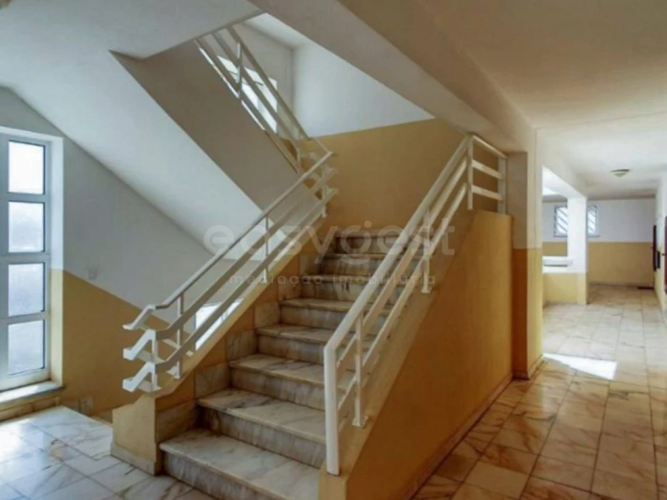 Apartamento para Venda em Monte Gordo Foto 4