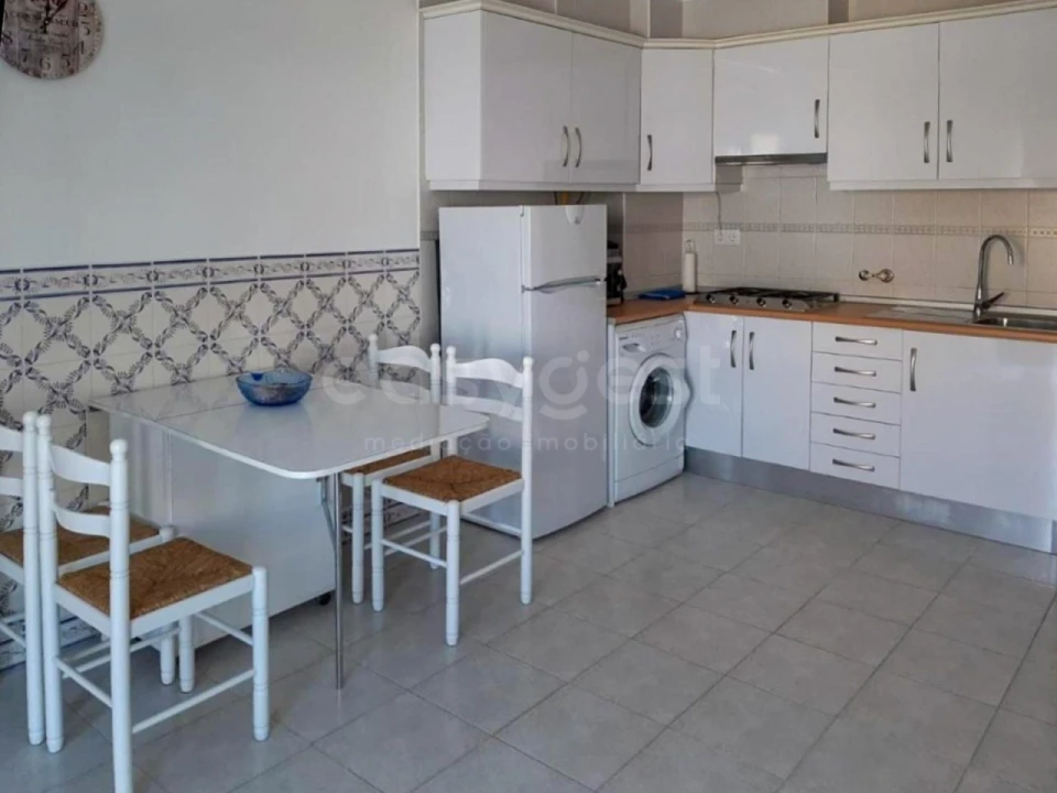 Apartamento para Venda em Monte Gordo Foto 9
