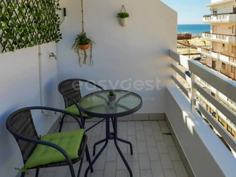 Apartamento para Venda em Monte Gordo Foto 13