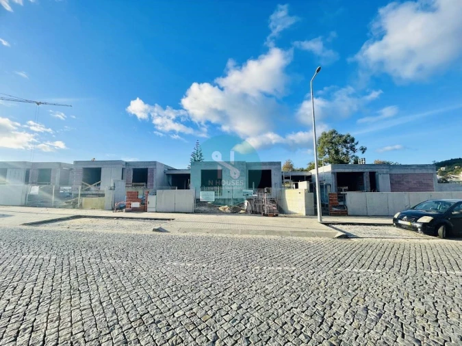 Moradia T3 para Venda em São Vitor (Braga) Foto 10