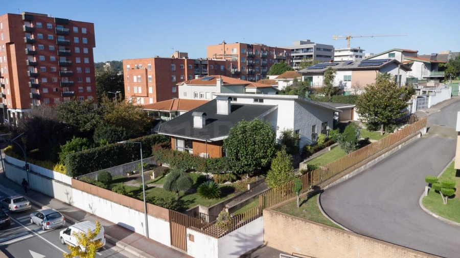 Moradia T4 para Venda em Vila Nova de Famalicão e Calendário Foto 34