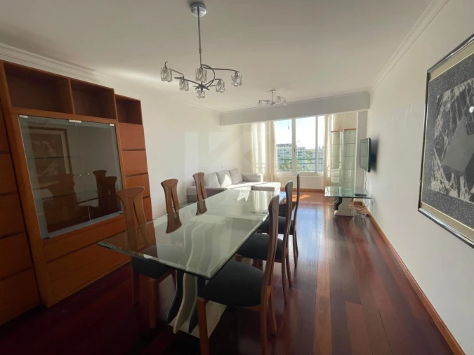 Apartamento T2 para Arrendamento em São Martinho Foto 3
