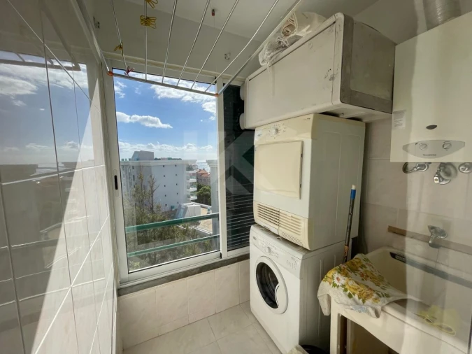 Apartamento T2 para Arrendamento em São Martinho Foto 10