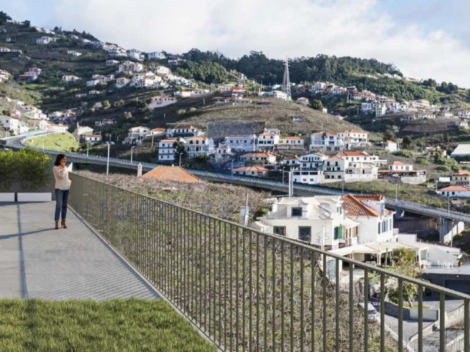 Apartamento T3 para Venda em Estreito de Camara de Lobos Foto 21