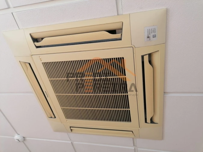 Loja para Venda em Odivelas Foto 11