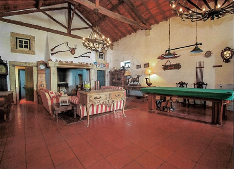 Moradia T6 para Venda em Azueira e Sobral da Abelheira Foto 10