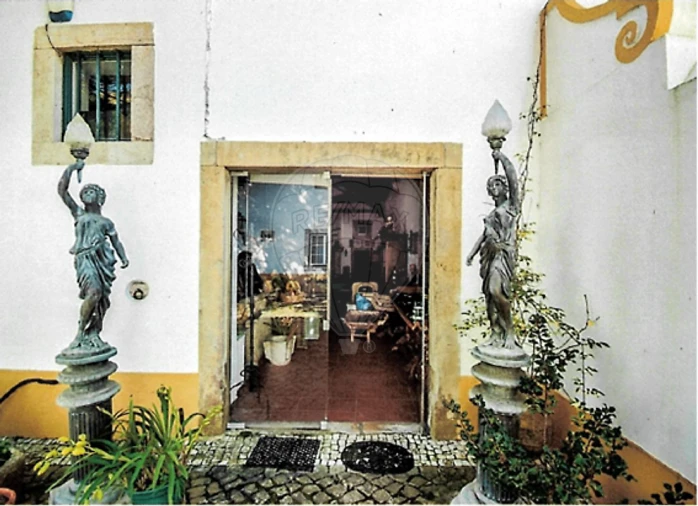 Moradia T6 para Venda em Azueira e Sobral da Abelheira Foto 8