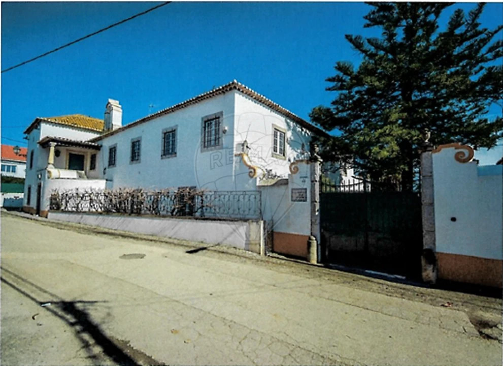 Moradia T6 para Venda em Azueira e Sobral da Abelheira Foto 36