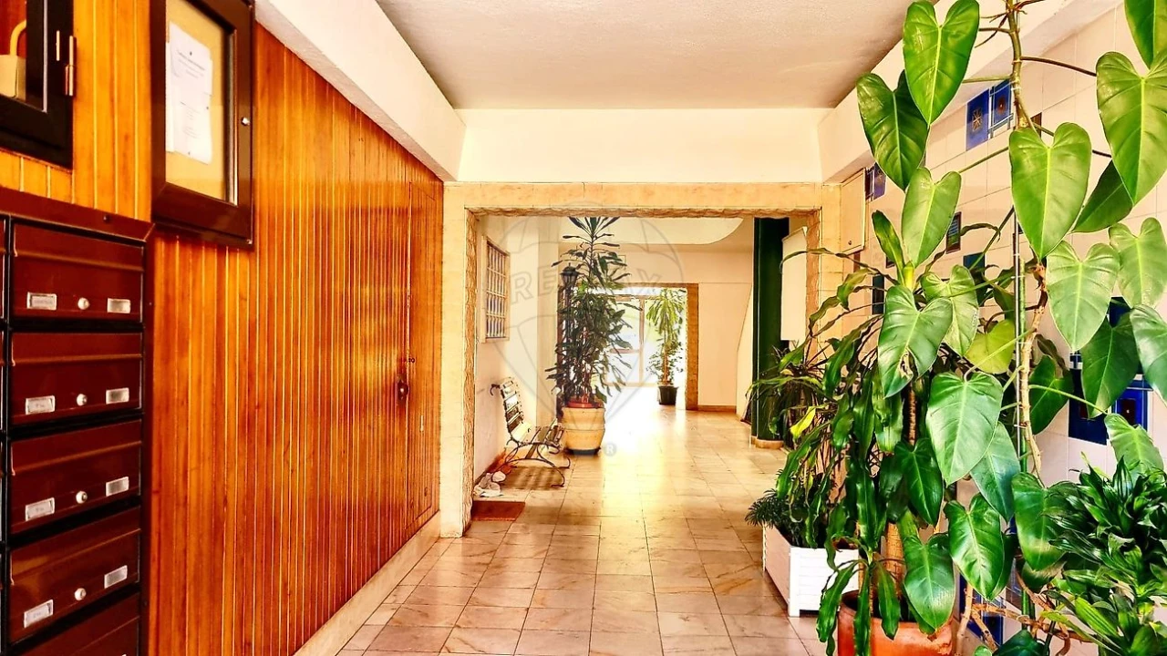 Apartamento T3 para Arrendamento em Alcabideche Foto 23