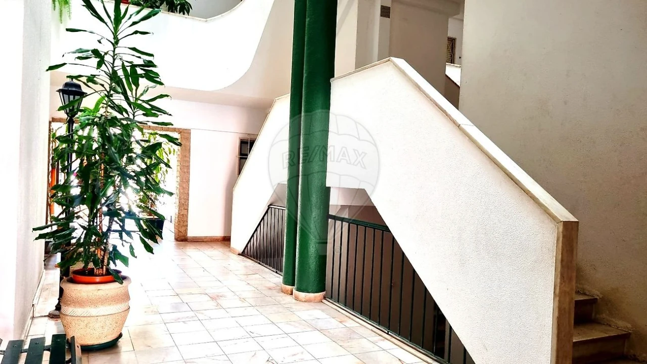 Apartamento T3 para Arrendamento em Alcabideche Foto 21