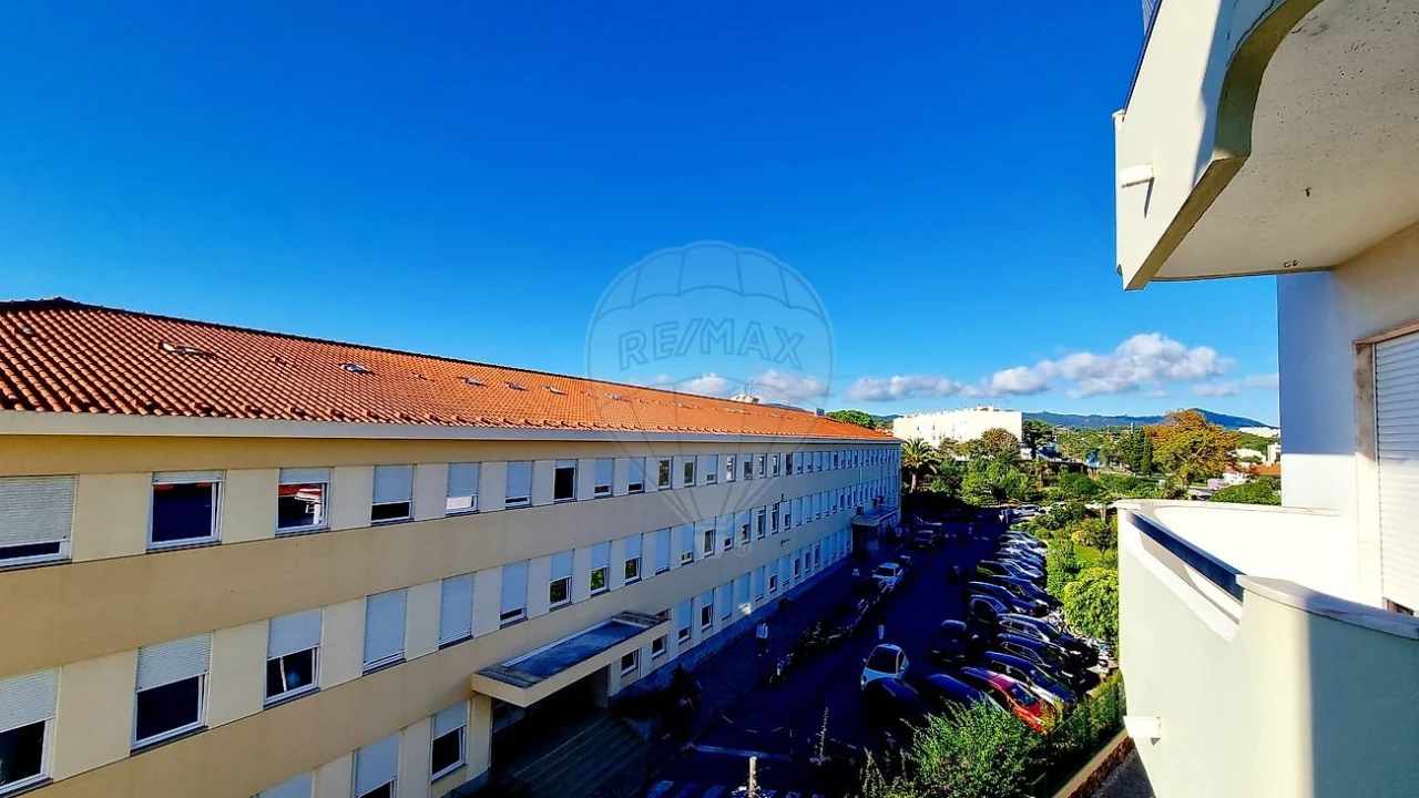 Apartamento T3 para Arrendamento em Alcabideche Foto 17