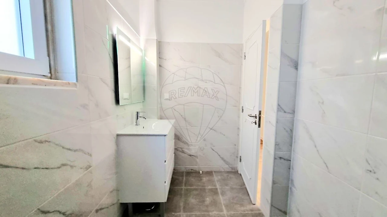 Apartamento T3 para Arrendamento em Alcabideche Foto 26