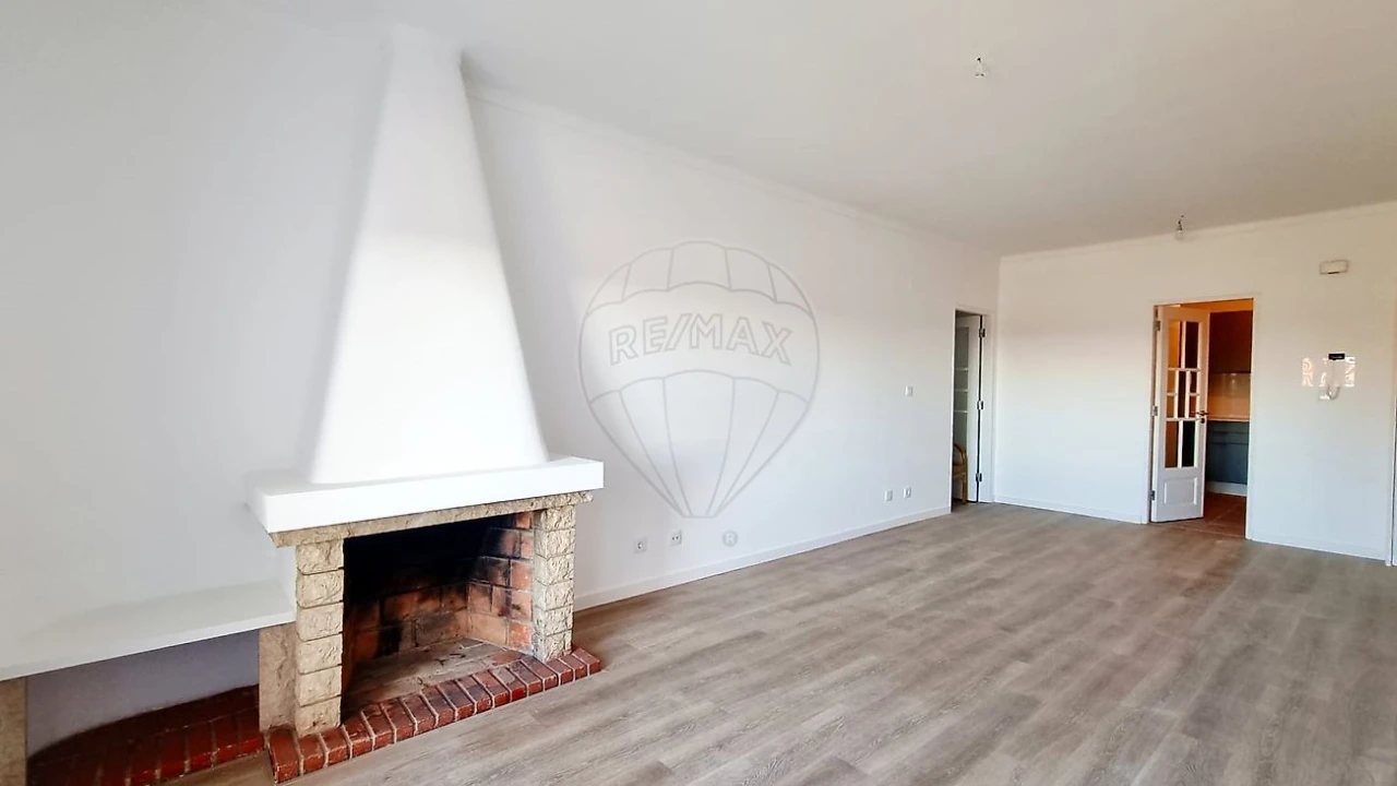 Apartamento T3 para Arrendamento em Alcabideche Foto 16