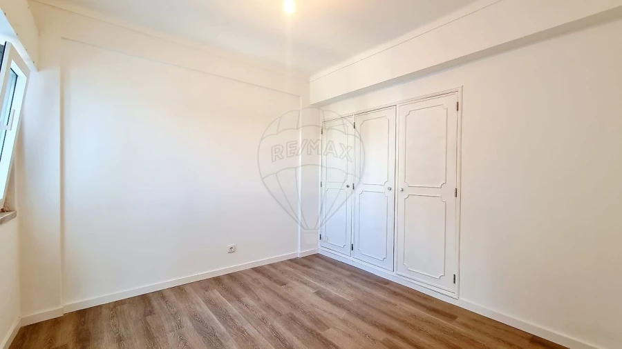 Apartamento T3 para Arrendamento em Alcabideche Foto 11