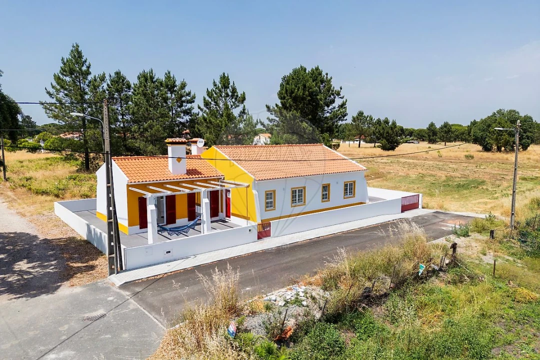 Moradia T3 para Venda em Torrão Foto 40