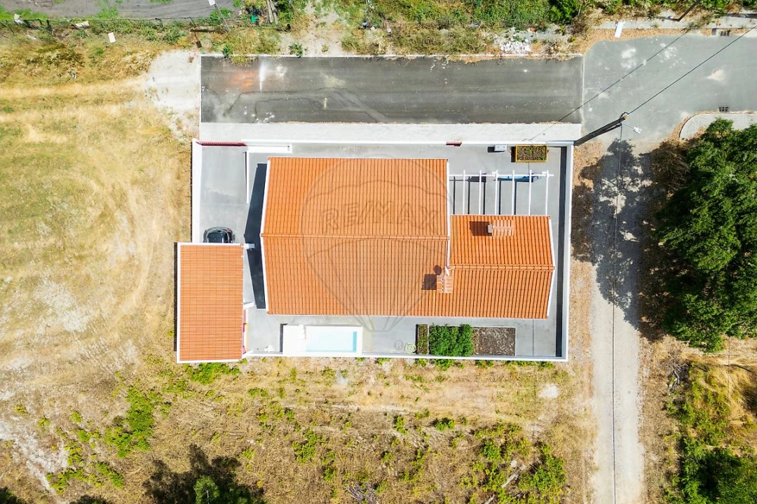 Moradia T3 para Venda em Torrão Foto 38