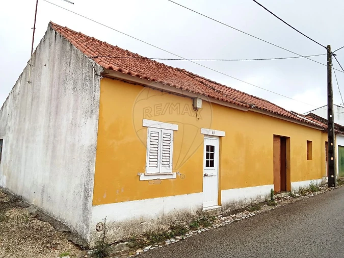 Moradia T2 para Venda em Manique do Intendente, Vila Nova de São Pedro e Maçussa Foto 2