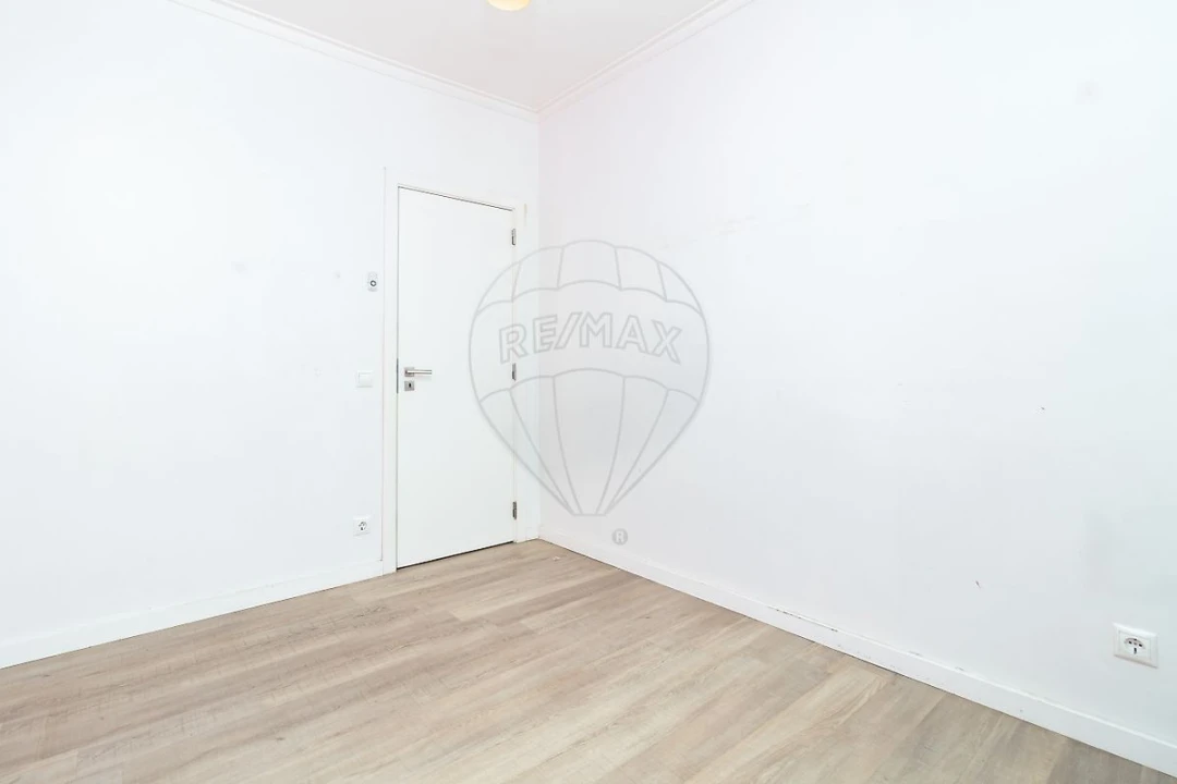 Apartamento T3 para Venda em Vila Franca de Xira Foto 3