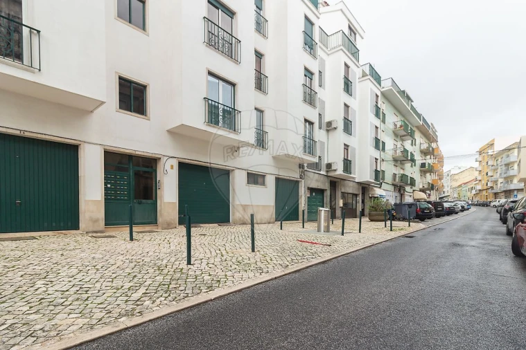 Apartamento T3 para Venda em Vila Franca de Xira Foto 30