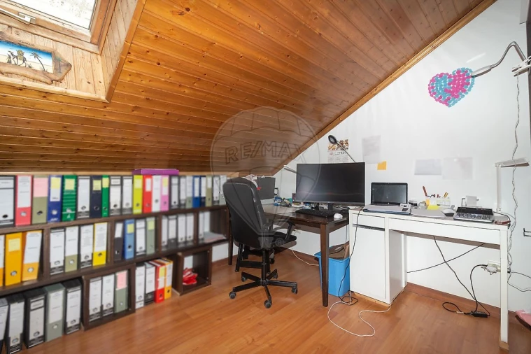 Moradia T2 para Venda em Vila Franca de Xira Foto 14