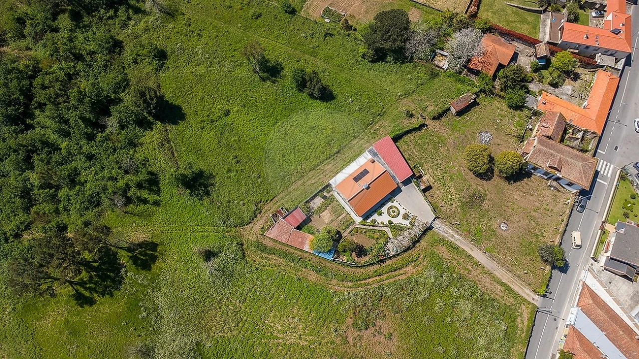 Moradia T5 para Venda em Grijó e Sermonde Foto 12