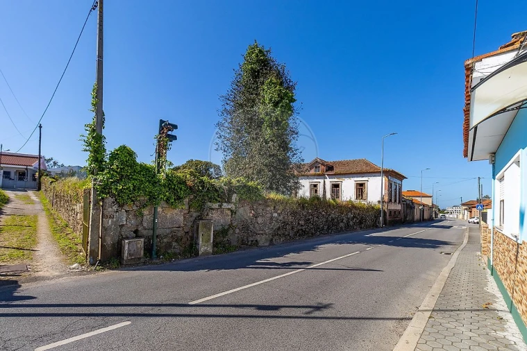 Moradia T5 para Venda em Grijó e Sermonde Foto 2