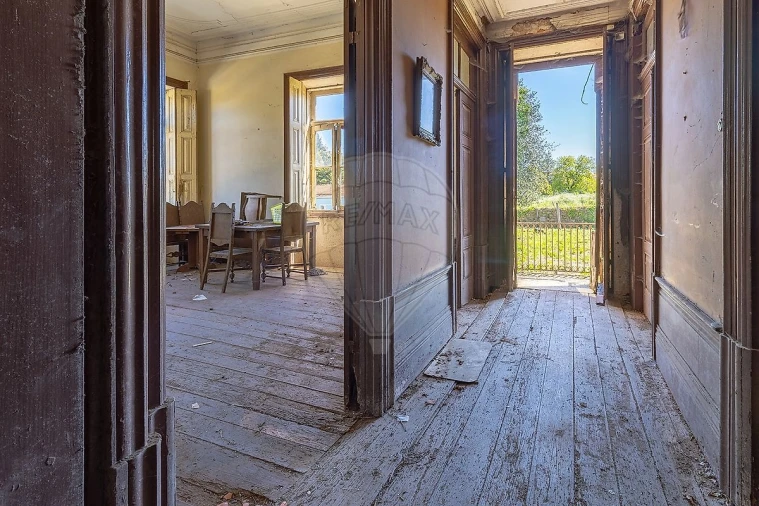 Moradia T5 para Venda em Grijó e Sermonde Foto 17