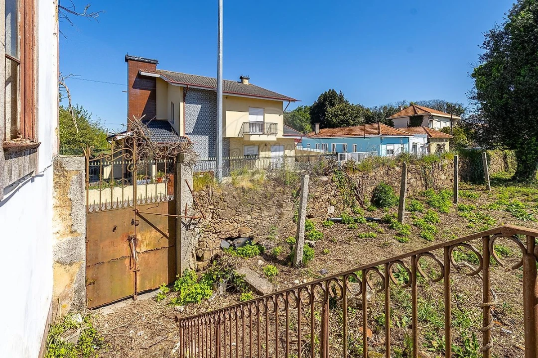 Moradia T5 para Venda em Grijó e Sermonde Foto 13