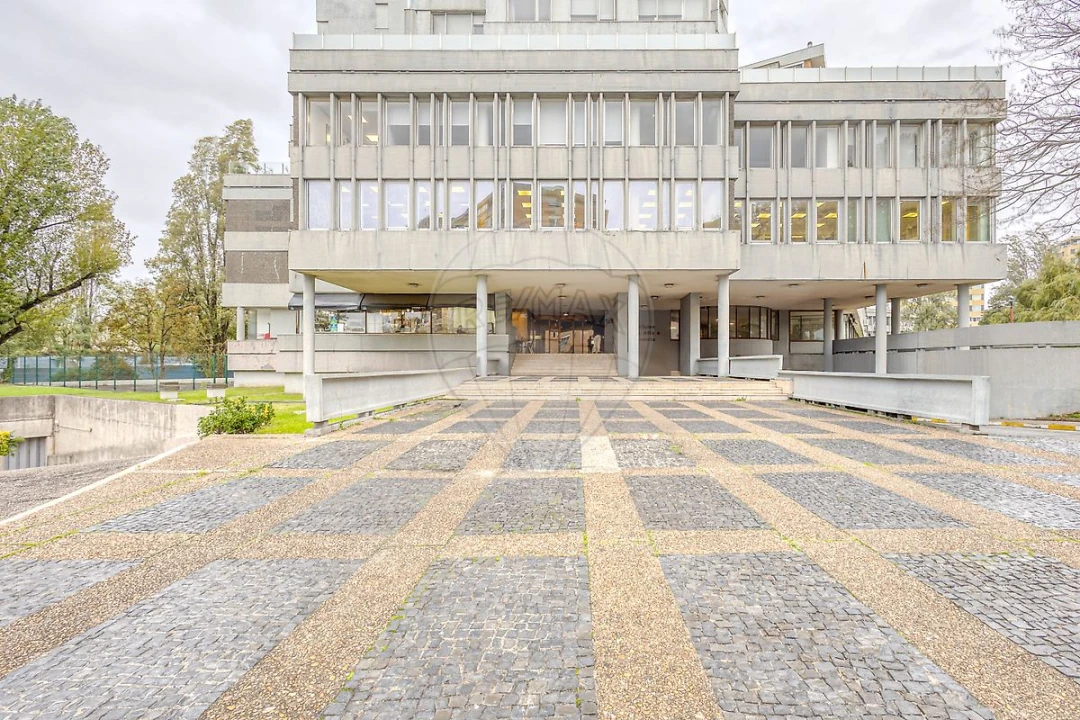 Loja para Venda em Ramalde Foto 12