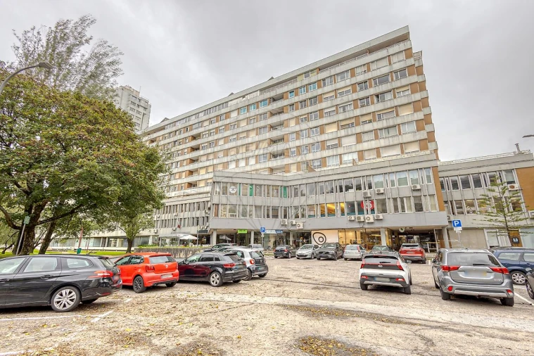 Loja para Venda em Ramalde Foto 14