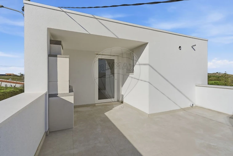 Moradia T2 para Venda em Sobral de Monte Agraço Foto 22