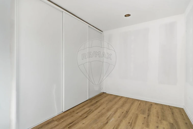 Moradia T2 para Venda em Sobral de Monte Agraço Foto 12