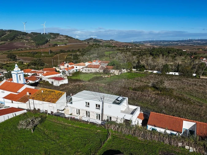 Moradia T2 para Venda em Sobral de Monte Agraço Foto 4