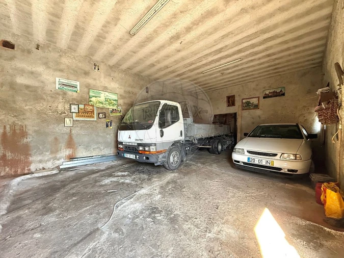 Moradia T2 para Venda em Dois Portos e Runa Foto 6