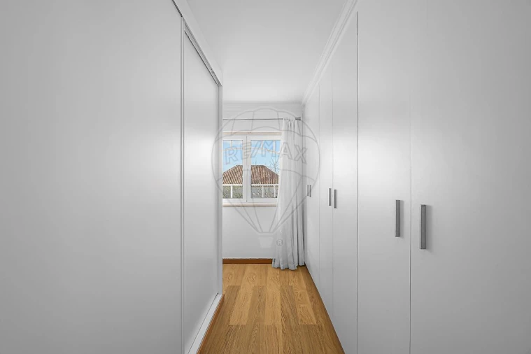 Moradia T4 para Venda em São Pedro da Cadeira Foto 20