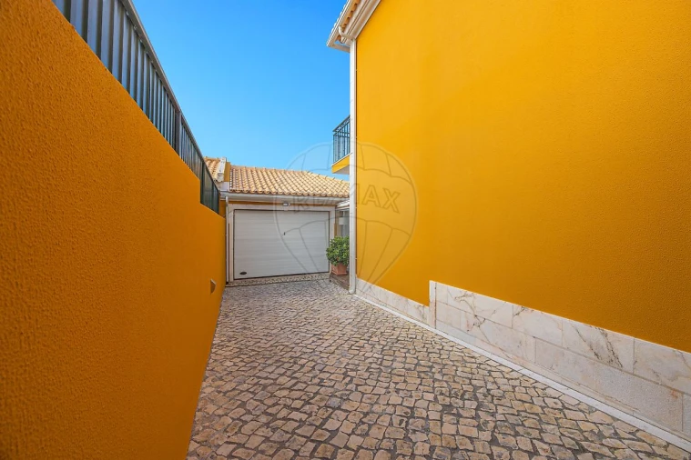 Moradia T4 para Venda em São Pedro da Cadeira Foto 27