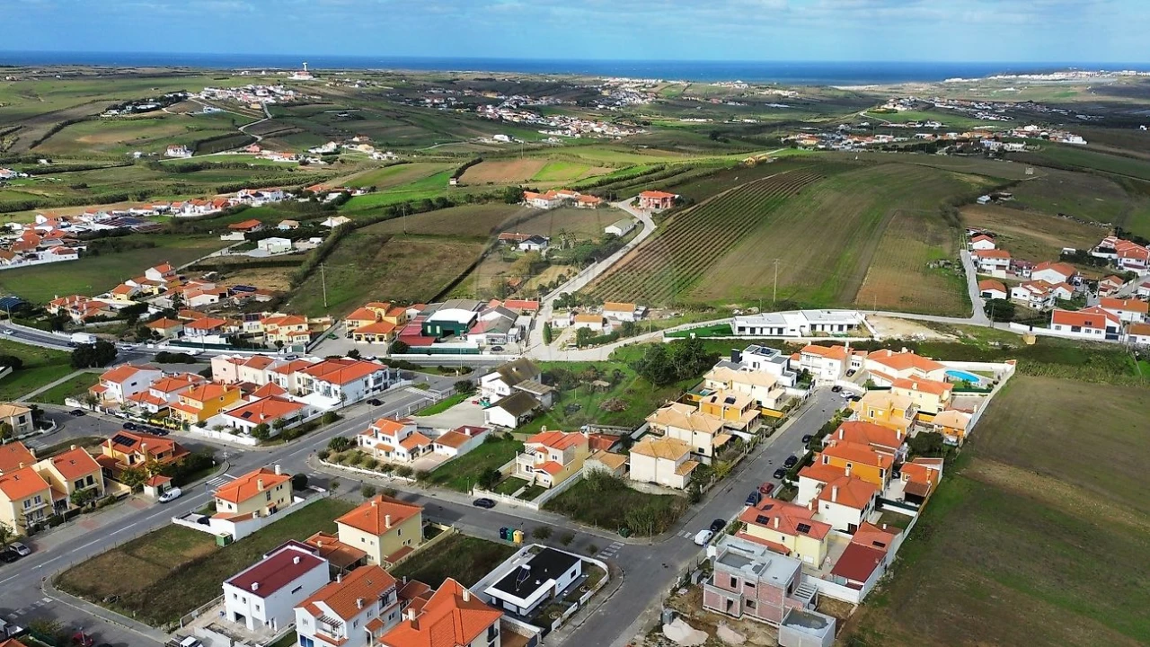 Moradia T4 para Venda em São Pedro da Cadeira Foto 28