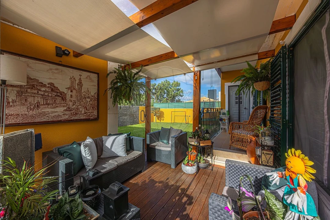 Moradia T4 para Venda em São Pedro da Cadeira Foto 11