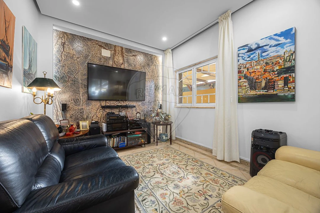 Moradia T4 para Venda em São Pedro da Cadeira Foto 10