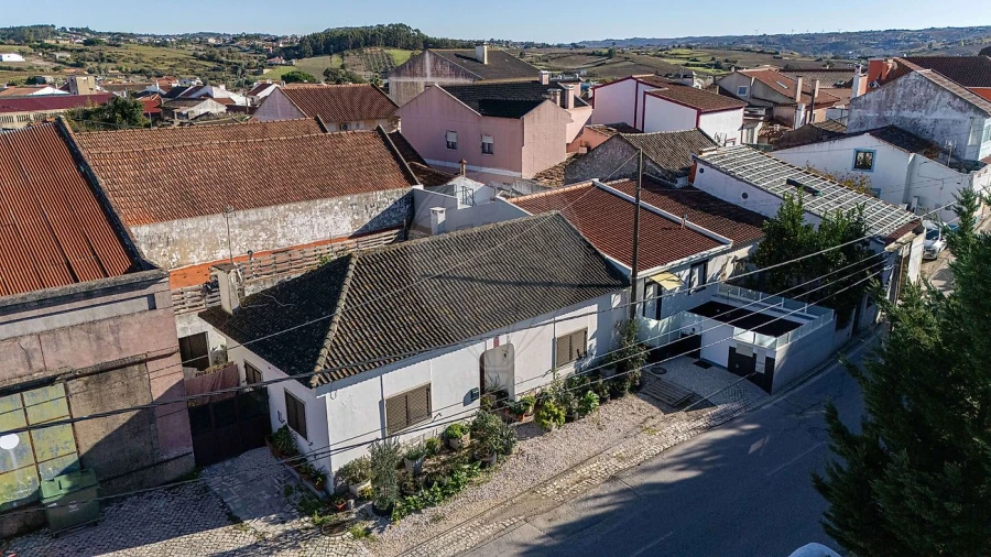 Moradia T2 para Venda em Ventosa Foto 6