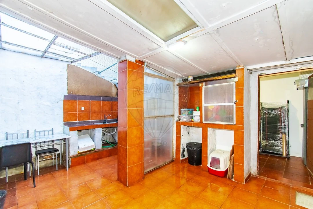 Apartamento T2 para Venda em Santa Iria de Azoia, São João da Talha e Bobadela Foto 17