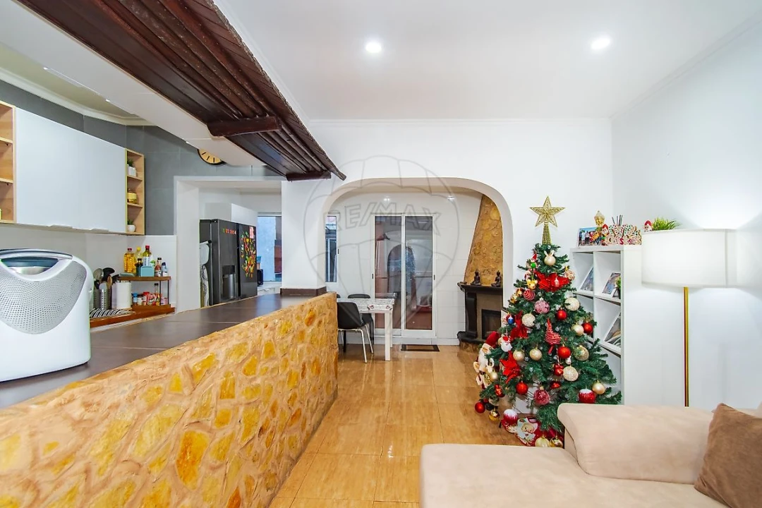 Apartamento T2 para Venda em Santa Iria de Azoia, São João da Talha e Bobadela Foto 9