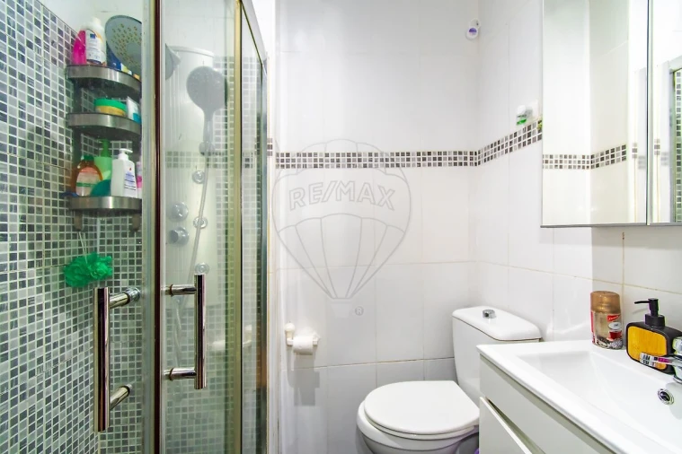 Apartamento T2 para Venda em Santa Iria de Azoia, São João da Talha e Bobadela Foto 4