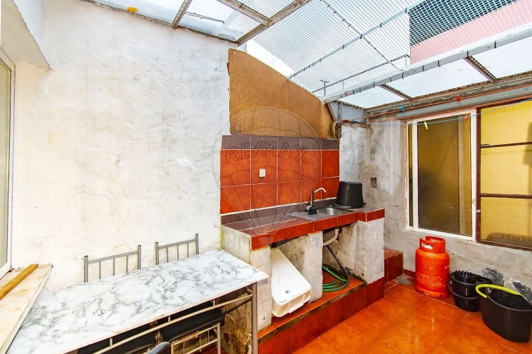 Apartamento T2 para Venda em Santa Iria de Azoia, São João da Talha e Bobadela Foto 16